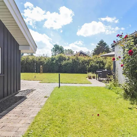 Holiday home Awesome In With Wifi Otterup